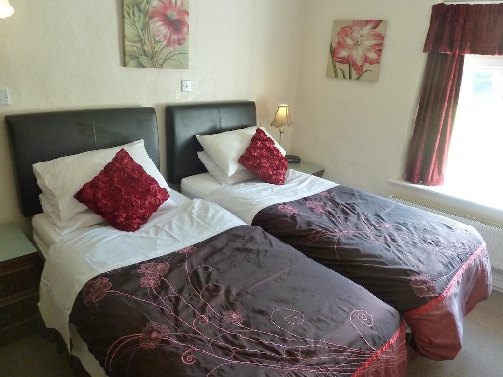 Bed & Breakfast Oakenholt Farm Flint