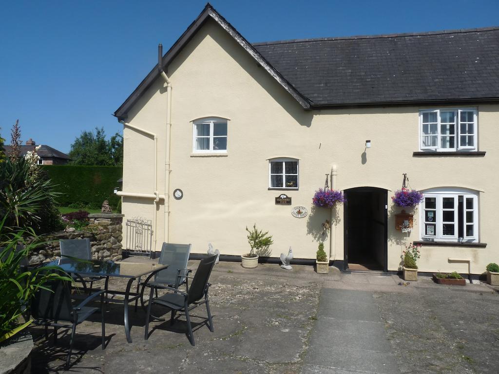 Bed & Breakfast Oakenholt Farm 4*
