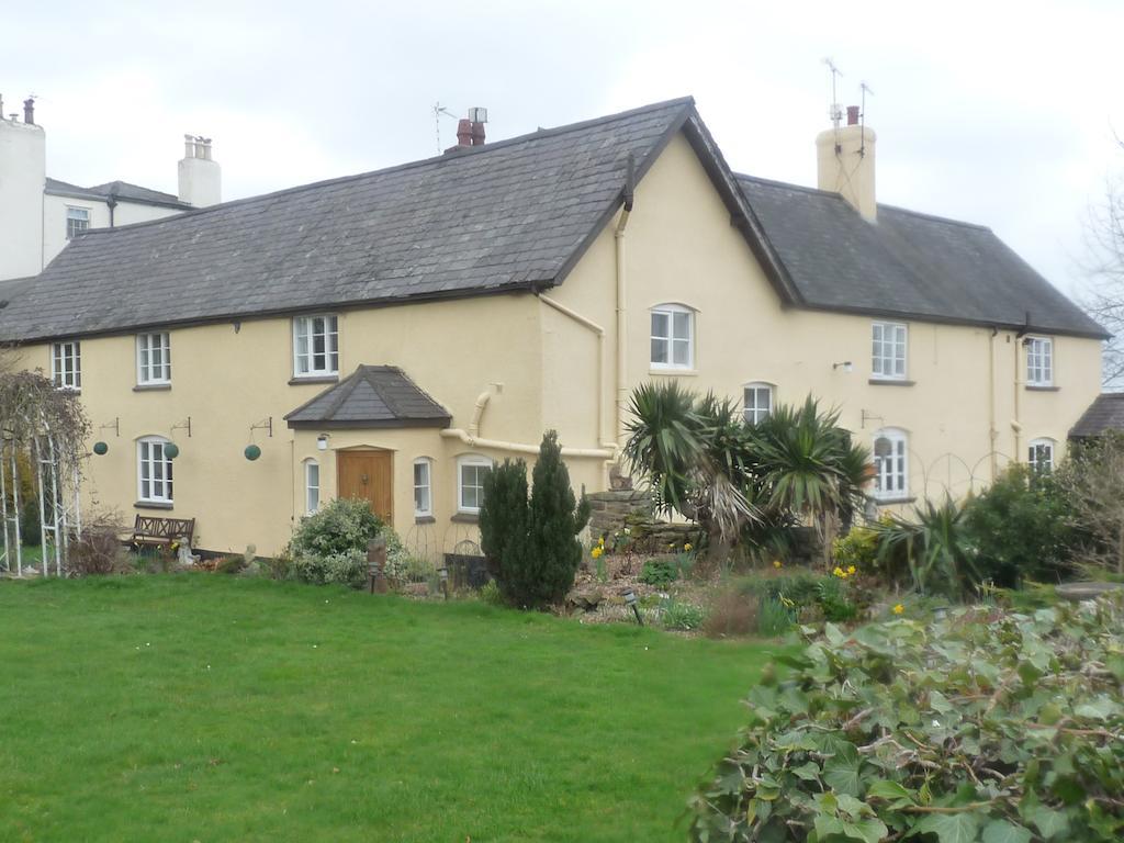 Bed & Breakfast Oakenholt Farm 4*